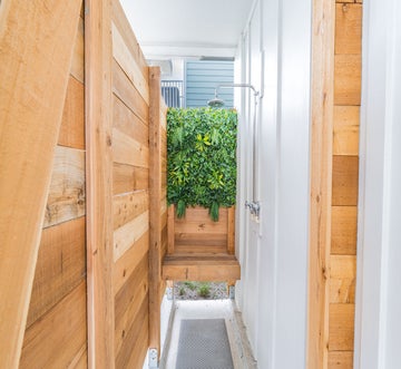 Premier Island Escape