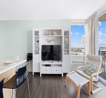 Estero Beach & Tennis 908-B