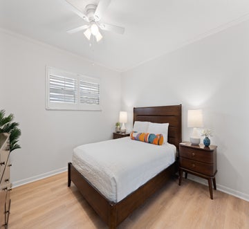 Beach Bungalow 2