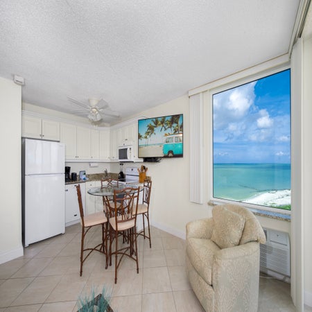 Estero Beach & Tennis 806-B