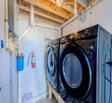 Blue Pearl Manor Upper