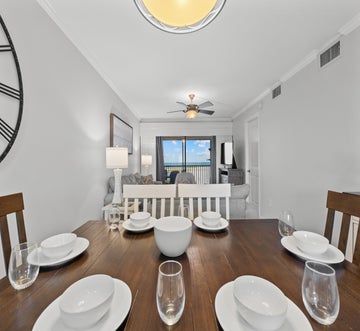 Carlos Pointe #213 Paradise Pointe