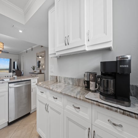 Carlos Pointe #213 Paradise Pointe