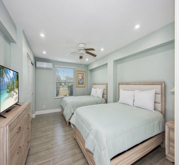 Bayview Sunset Getaway B