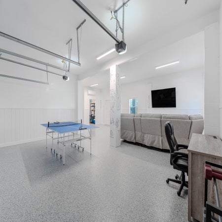 Shella Close To The Beach