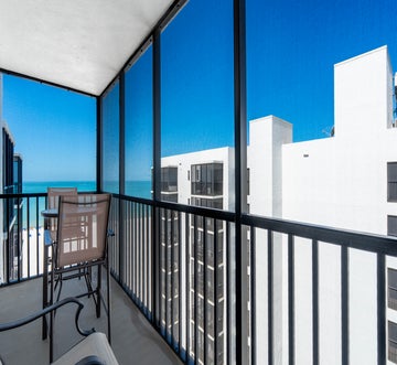 Island Winds Penthouse 1