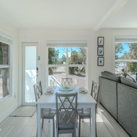 Dining room.