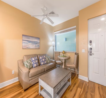 Harbour House 215
