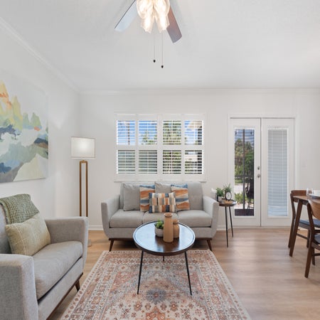 Beach Bungalow 2