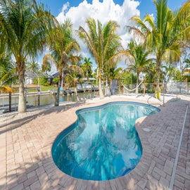 Vacation Mode-Poolside!