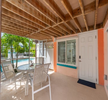 Mango Bay Cottage Estate