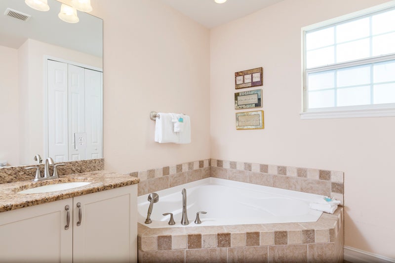 Guest Bath 1st floor