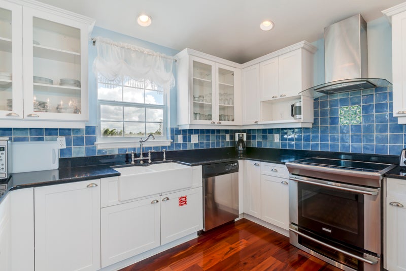Kitchen 2nd floor