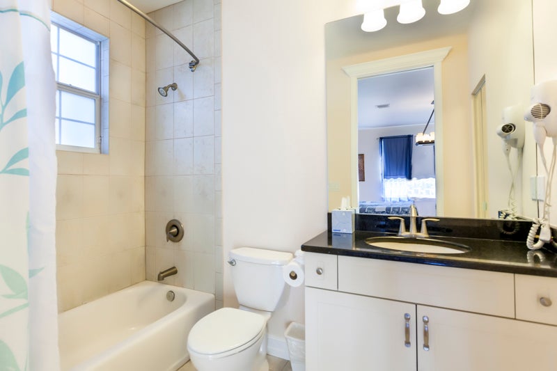 King Bedroom Ensuite Bath