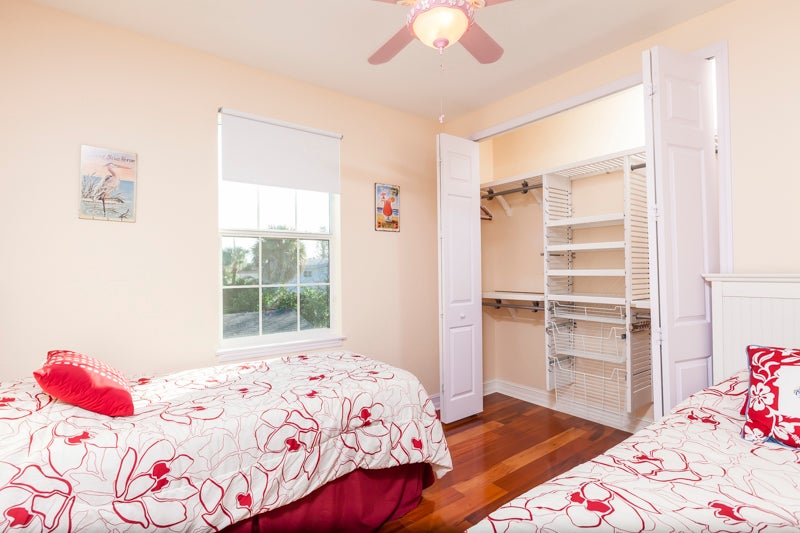 Twin Bedroom 1st floor